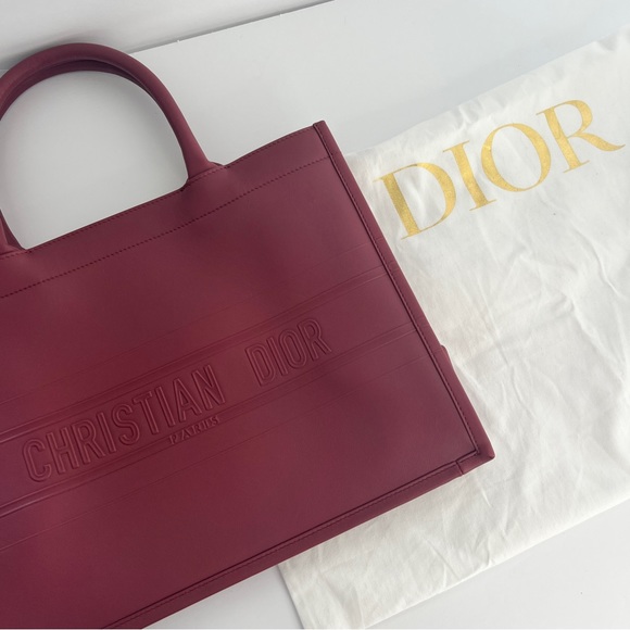Medium Dior Book Tote in Calfskin Leather - Picture 11 of 15
